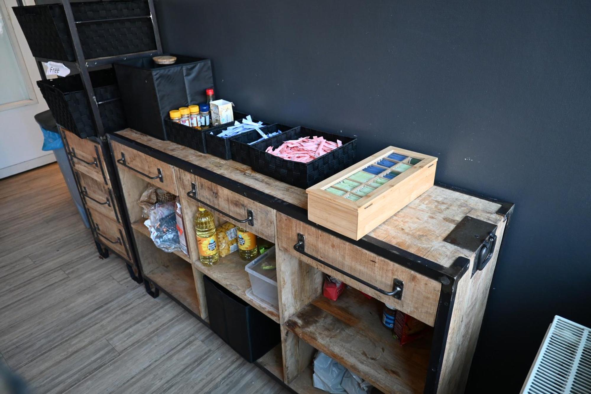 Dutchies Albergue *
